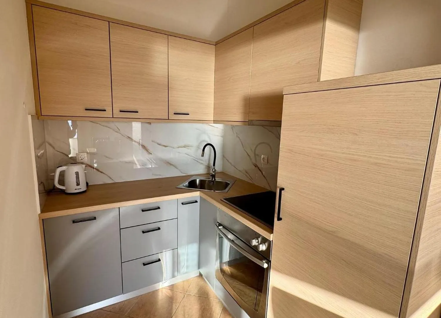 Apartments Franko Povljana