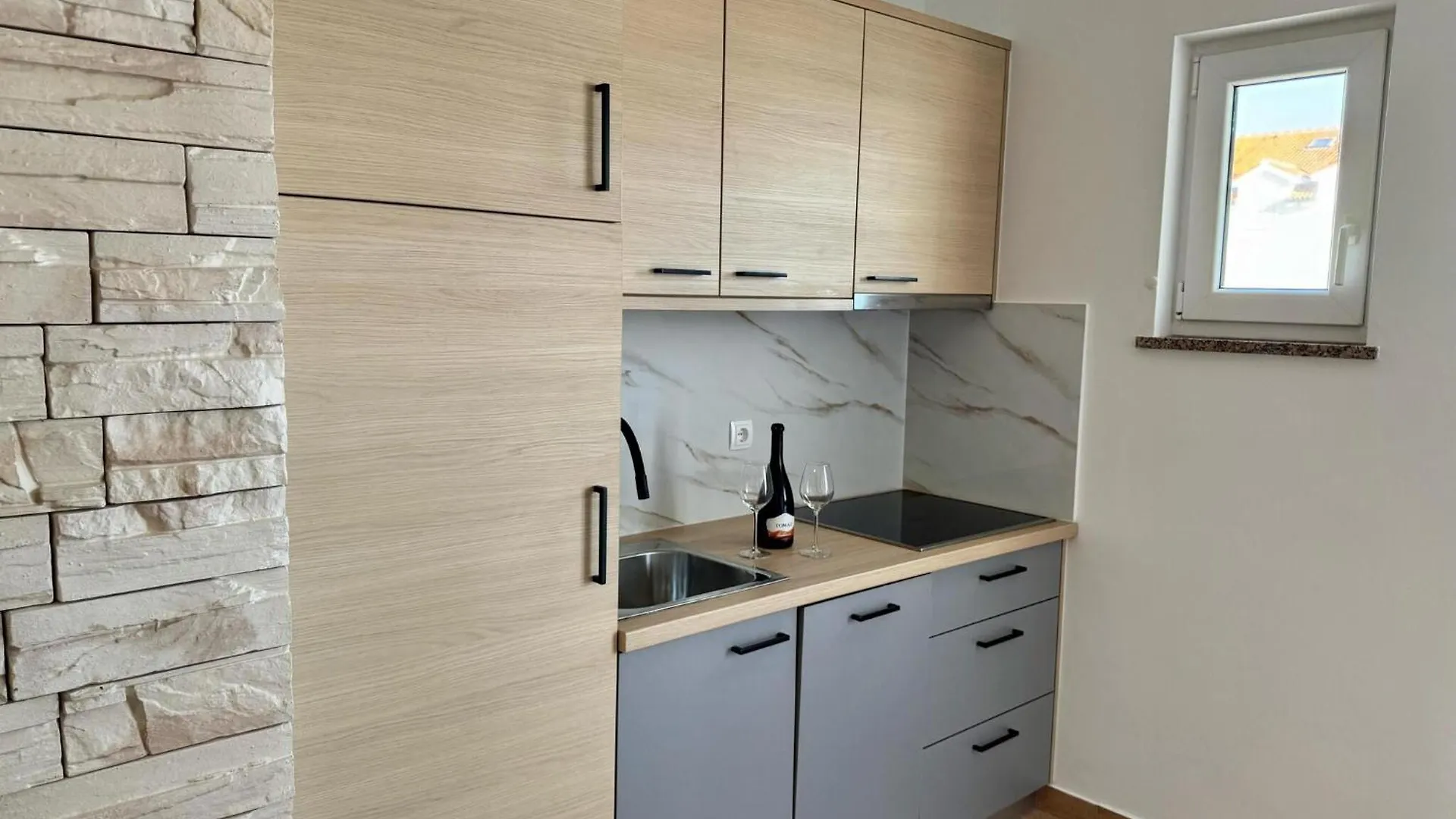 Apartments Franko Povljana Croatia